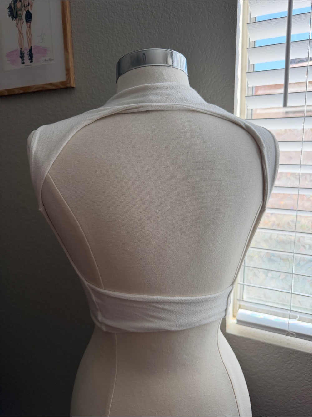 naked wardrobe White Sleeveless Backless Mock Neck Crop Top - Picture 2 of 4